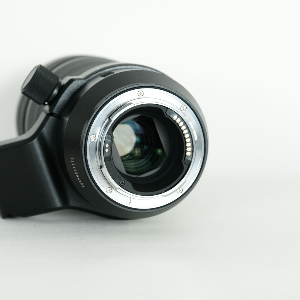 Panasonic LUMIX S PRO 70-200mm F4 O.I.S. Panasonic LUMIX S PRO 70-200mm F4 O.I.S.