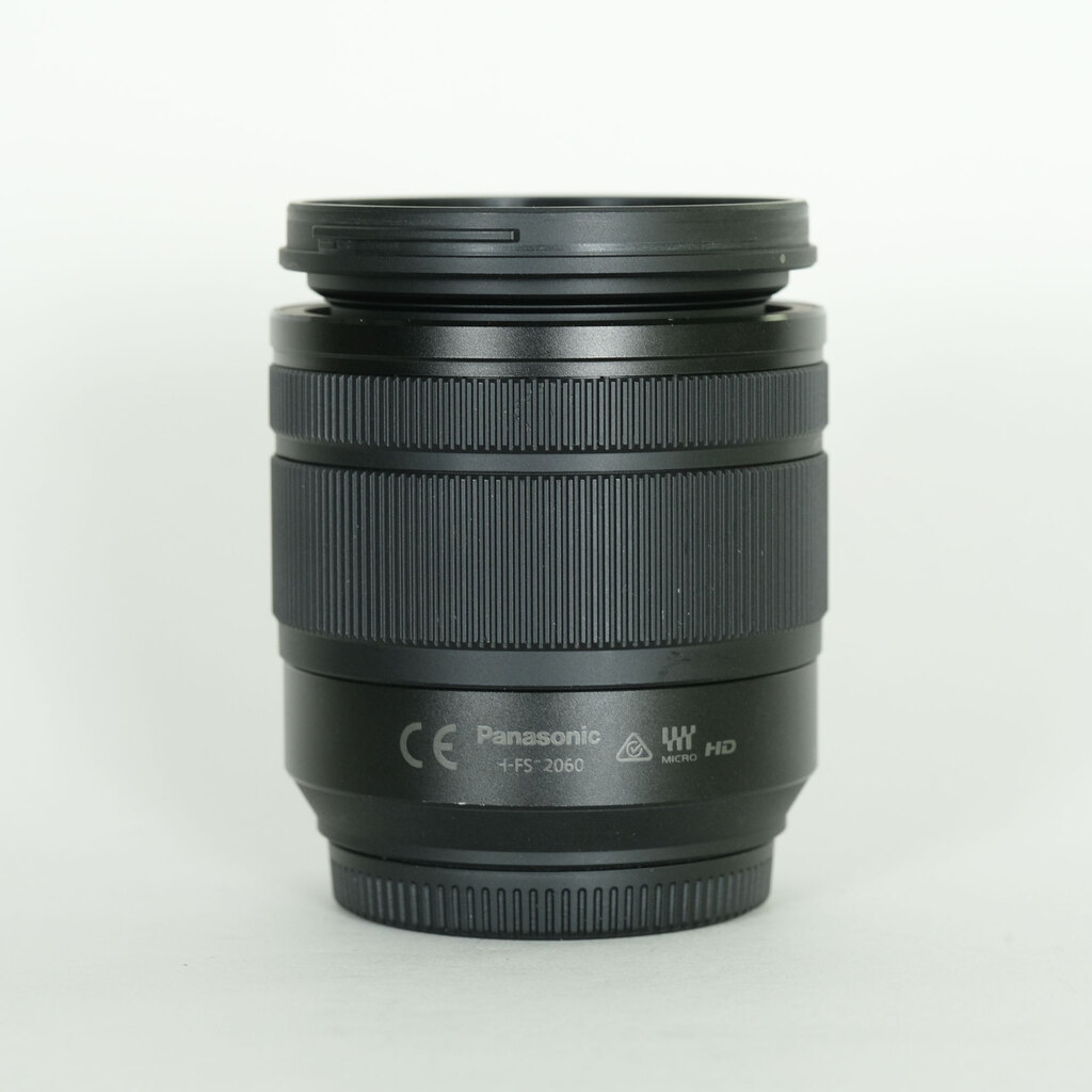 Panasonic LUMIX G VARIO 12-60mm / F3.5-5.6 ASPH. / POWER O.I.S. Panasonic LUMIX G VARIO 12-60mm / F3.5-5.6 ASPH. / POWER O.I.S.