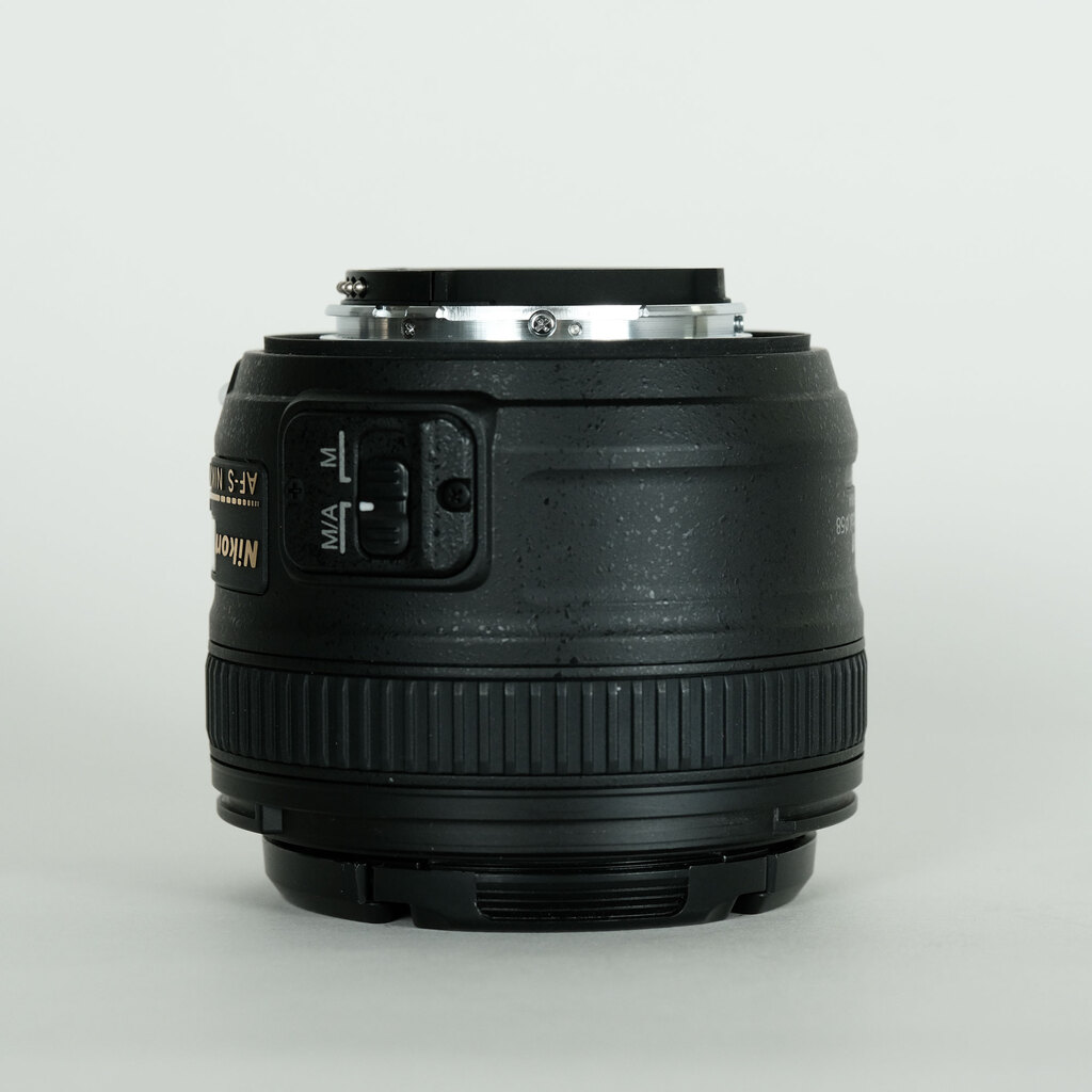 Nikon AF-S NIKKOR 50mm f/1.8G Nikon AF-S NIKKOR 50mm f/1.8G