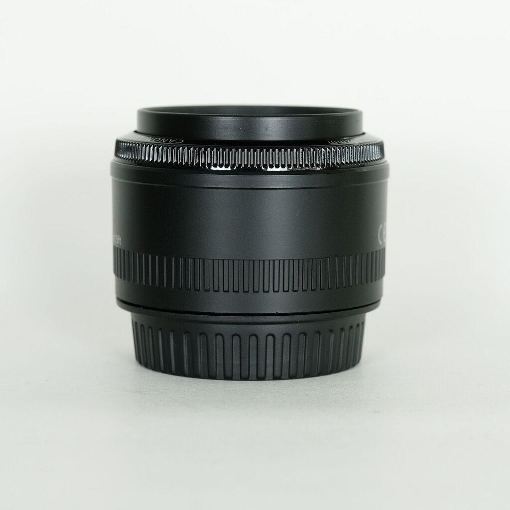 Canon 単焦点レンズ EF50mm F1.8 II 未使用品 中古】キヤノン Canon 単焦点レンズ EF50mm F1.8 II フルサイズ対応