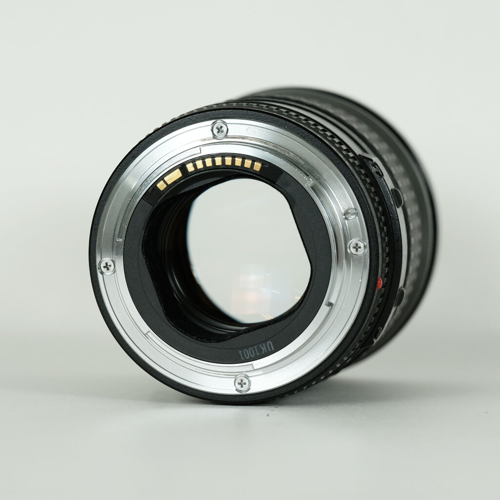 Canon EF135mm F2L USM Canon EF135mm F2L USM