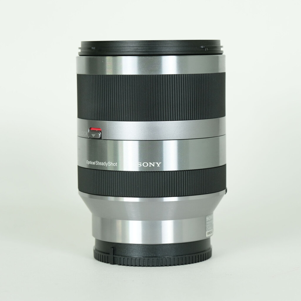 SONY E18-200mm F3.5-6.3 OSS SEL18200