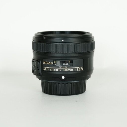 Nikon AF-S NIKKOR 50mm f/1.8G Nikon AF-S NIKKOR 50mm f/1.8G