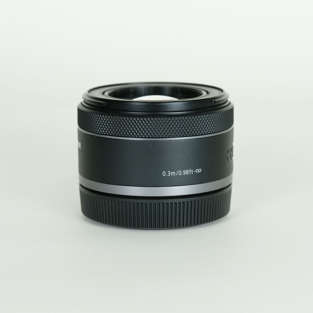 Canon RF50mm F1.8 STM Canon RF50mm F1.8 STM
