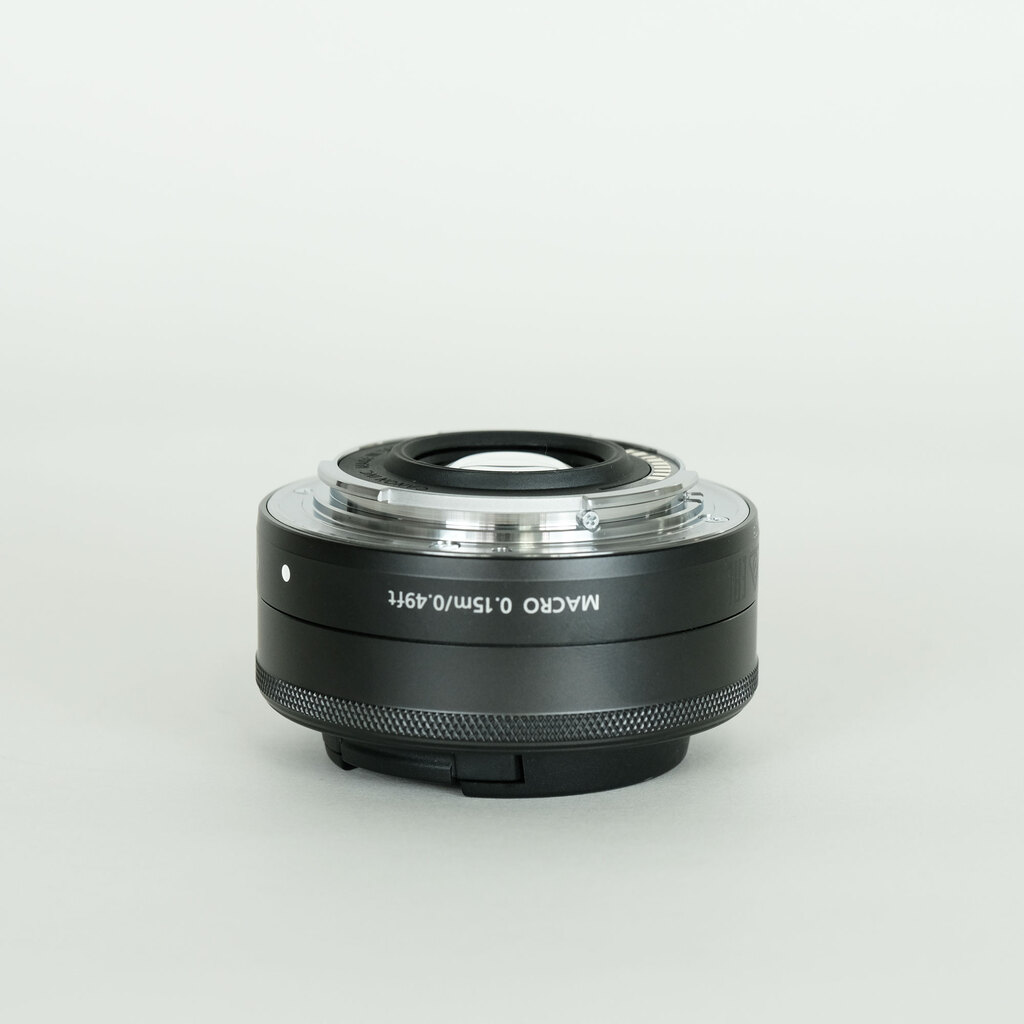 Canon EF-M22mm F2 STM Canon EF-M22mm F2 STM