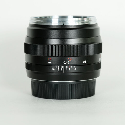 Carl Zeiss Planar T* 50mm F1.4 ZE [キヤノンEF用]