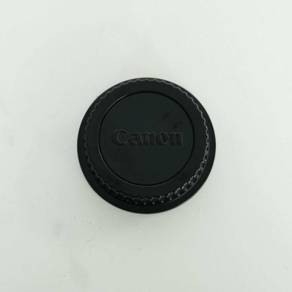 Canon EF-S10-18mm F4.5-5.6 IS STM