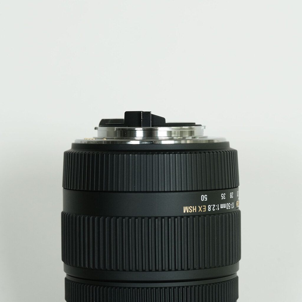 SIGMA 17-50mm F2.8 EX DC HSM (ペンタックス用) SIGMA 17-50mm F2.8 EX DC HSM (ペンタックス用)