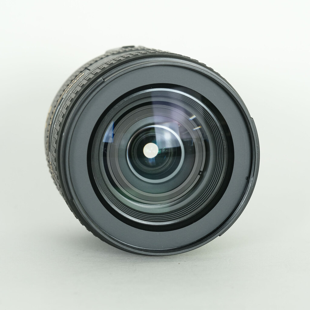 Nikon AF-S DX NIKKOR 16-80mm f/2.8-4E ED VR Nikon AF-S DX NIKKOR 16-80mm f/2.8-4E ED VR