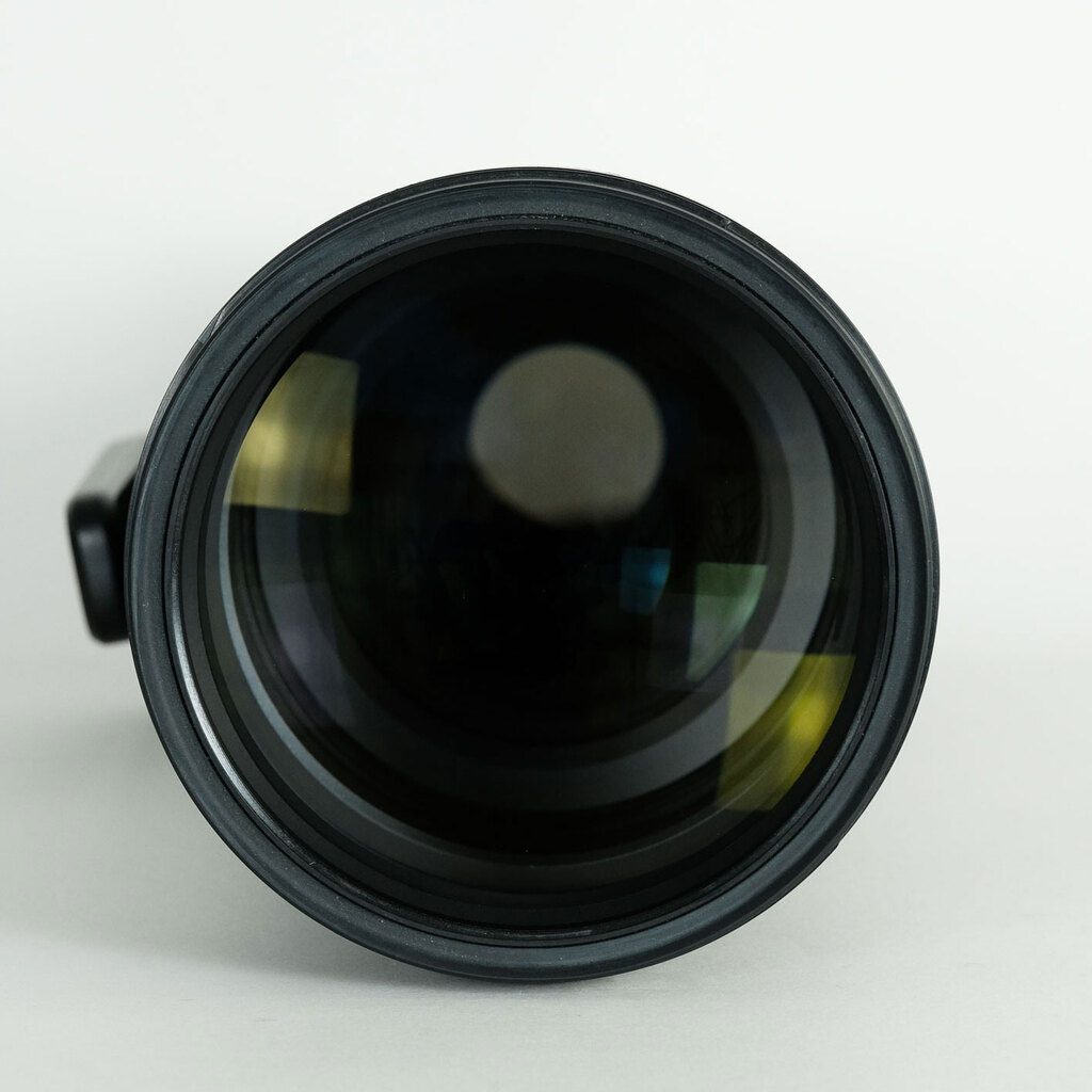Nikon NIKKOR Z 180-600mm f/5.6-6.3 VR Nikon NIKKOR Z 180-600mm f/5.6-6.3 VR