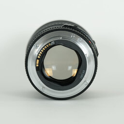 Canon EF135mm F2L USM Canon EF135mm F2L USM