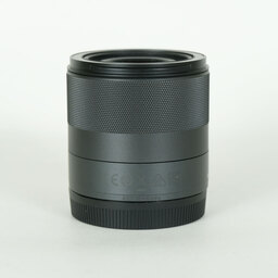 Canon EF-M32mm F1.4 STM Canon EF-M32mm F1.4 STM