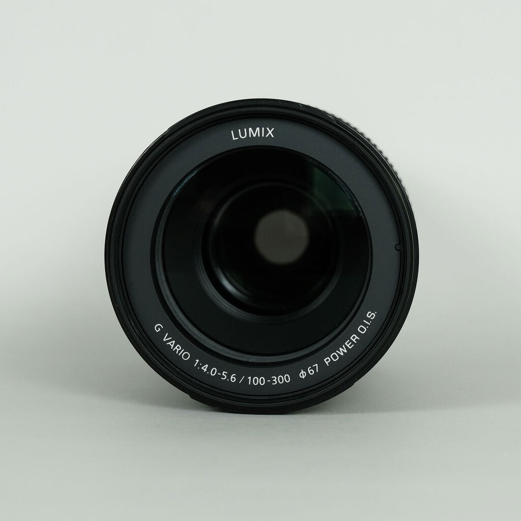 Panasonic LUMIX G VARIO 100-300mm / F4.0-5.6 II / POWER O.I.S. Panasonic LUMIX G VARIO 100-300mm / F4.0-5.6 II / POWER O.I.S.