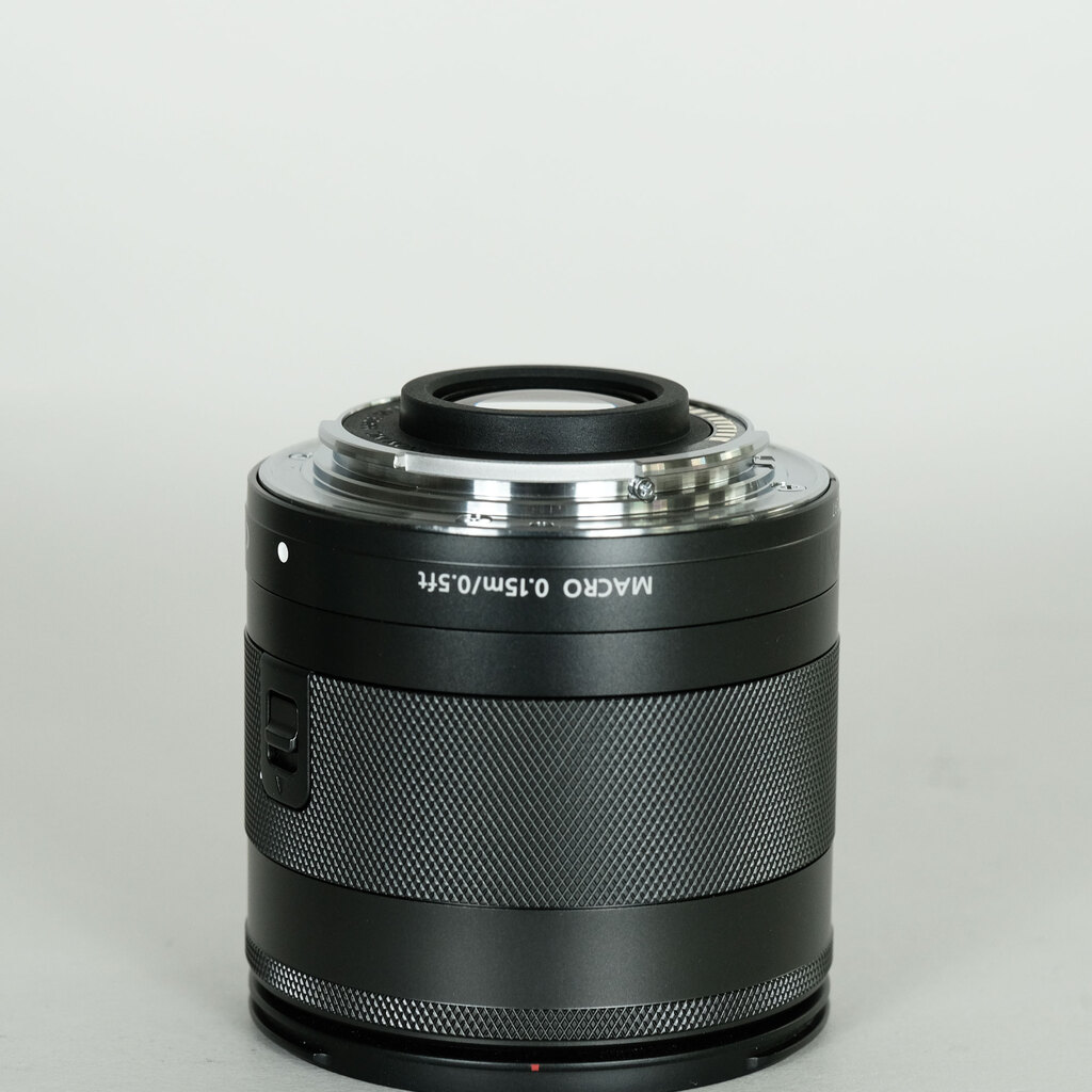 Canon EF-M11-22mm F4-5.6 IS STM Canon EF-M11-22mm F4-5.6 IS STM