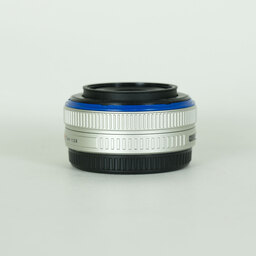 OLYMPUS M.ZUIKO DIGITAL 17mm F2.8 シルバー OLYMPUS M.ZUIKO DIGITAL 17mm F2.8 シルバー