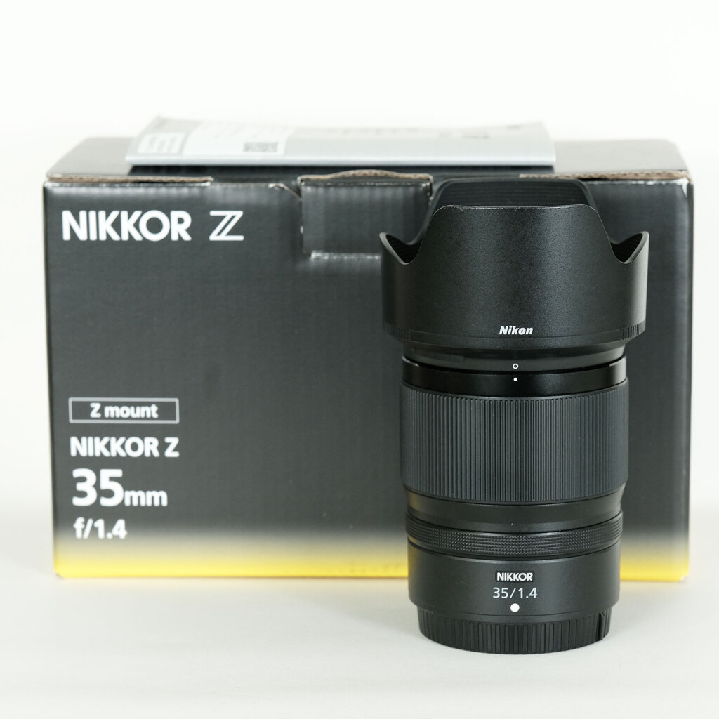 Nikon NIKKOR Z 35mm f/1.4 Nikon NIKKOR Z 35mm f/1.4