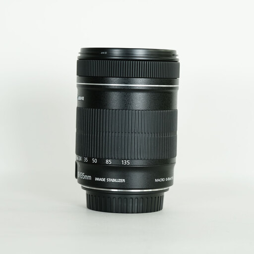 Canon EF-S18-135mm F3.5-5.6 IS Canon EF-S18-135mm F3.5-5.6 IS