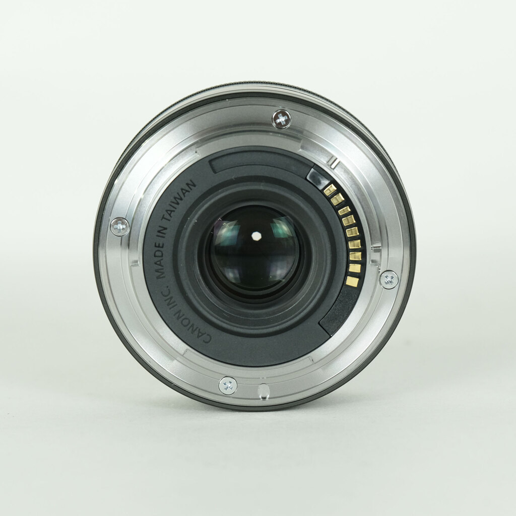 Canon EF-M22mm F2 STM Canon EF-M22mm F2 STM