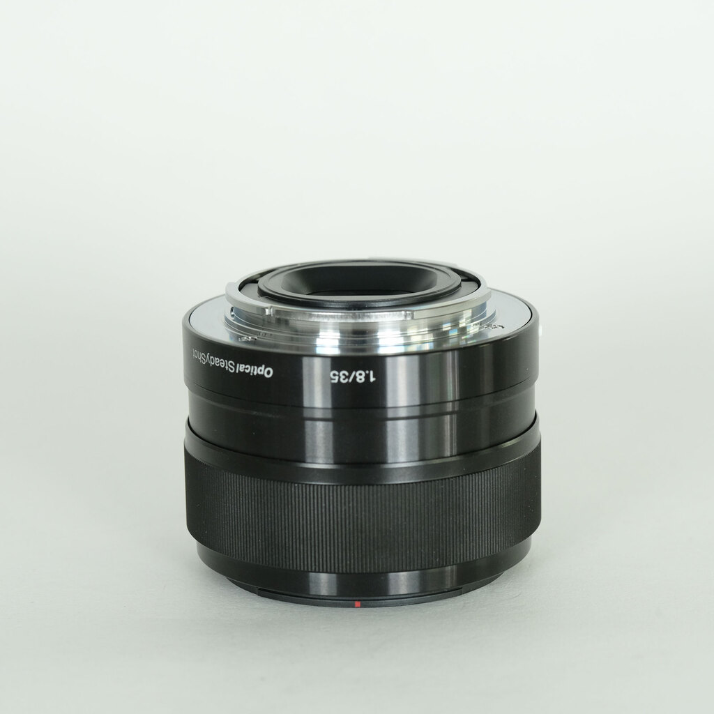 SONY E 35mm F1.8 OSS SEL35F18