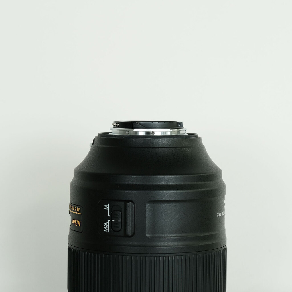Nikon AF-S NIKKOR 105mm f/1.4E ED Nikon AF-S NIKKOR 105mm f/1.4E ED
