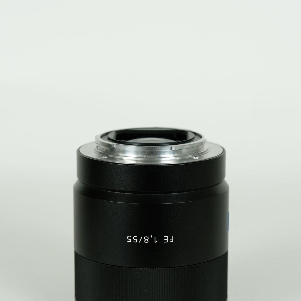 SONY Sonnar T* FE 55mm F1.8 ZA SEL55F18Z SONY Sonnar T* FE 55mm F1.8 ZA SEL55F18Z