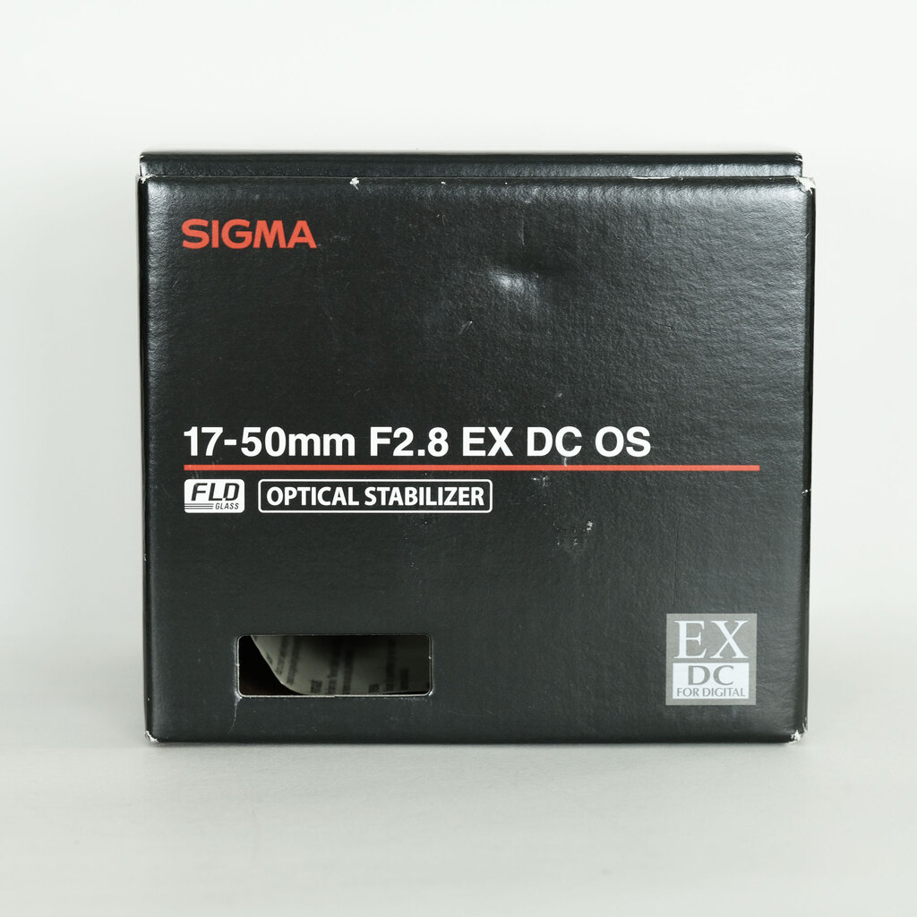 SIGMA 17-50mm F2.8 EX DC OS HSM (キヤノンEF用) SIGMA 17-50mm F2.8 EX DC OS HSM (キヤノンEF用)