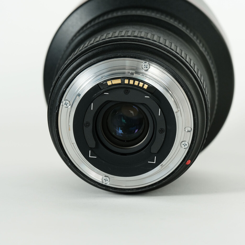 Canon EF11-24mm F4L USM Canon EF11-24mm F4L USM