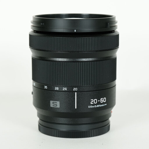 Panasonic LUMIX S 20-60mm F3.5-5.6 Panasonic LUMIX S 20-60mm F3.5-5.6