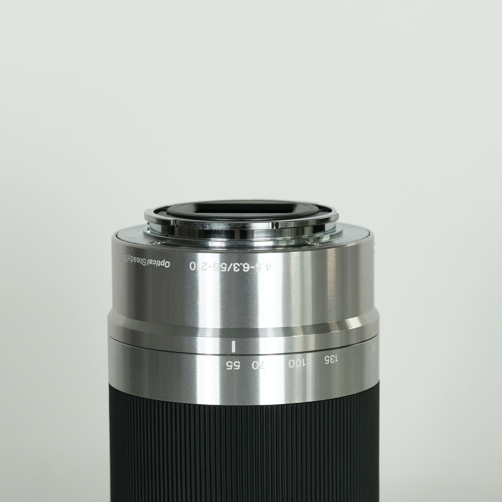 SONY E 55-210mm F4.5-6.3 OSS SEL55210