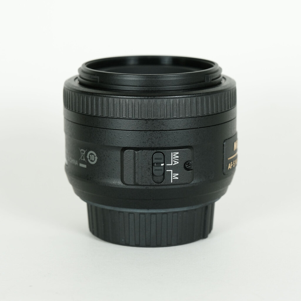 Nikon AF-S DX NIKKOR 35mm f/1.8G