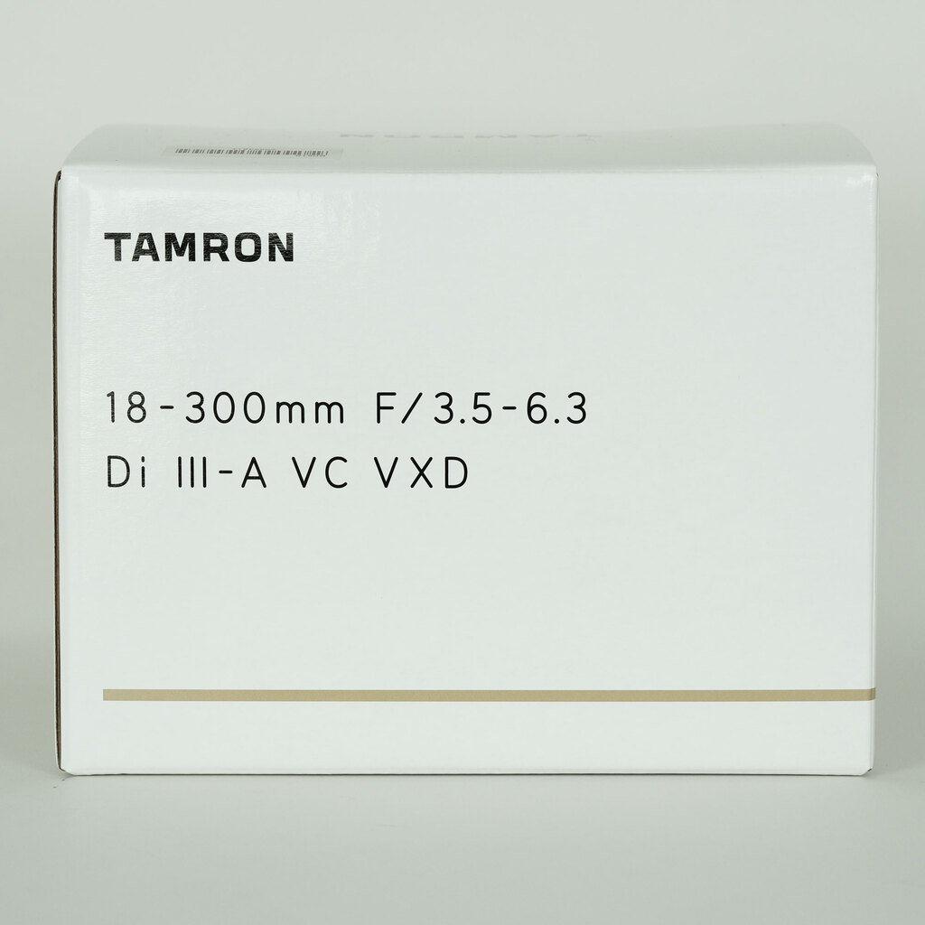 TAMRON 18-300mm F/3.5-6.3 Di III-A VC VXD (Model B061) [ソニーE用]