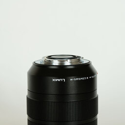 Panasonic LEICA DG VARIO-ELMARIT 12-60mm / F2.8-4.0 ASPH. / POWER O.I.S. Panasonic LEICA DG VARIO-ELMARIT 12-60mm / F2.8-4.0 ASPH. / POWER O.I.S.