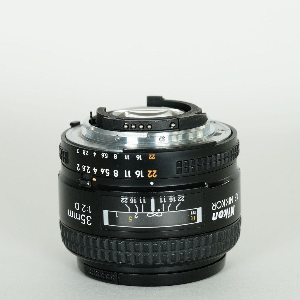 【ジャンク扱い】AI AF Nikkor 35mm f/2D AI AF Nikkor 35mm f/2D整備 - 銀塩カメラの日々と由無し事