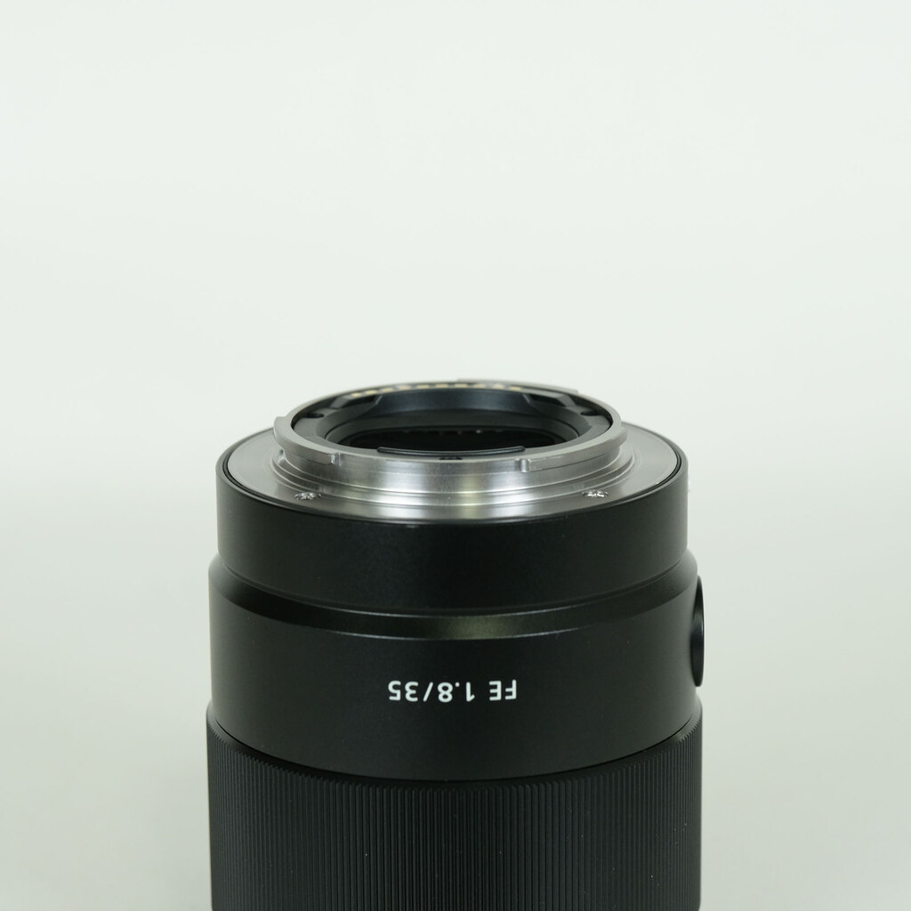 SONY FE 35mm F1.8 SEL35F18F