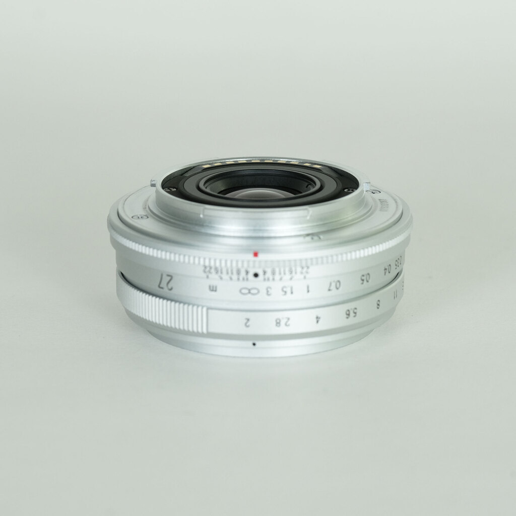 Voigtlander ULTRON 27mm F2 X-mount(フジフイルムX用) シルバー Voigtlander ULTRON 27mm F2 X-mount(フジフイルムX用) シルバー