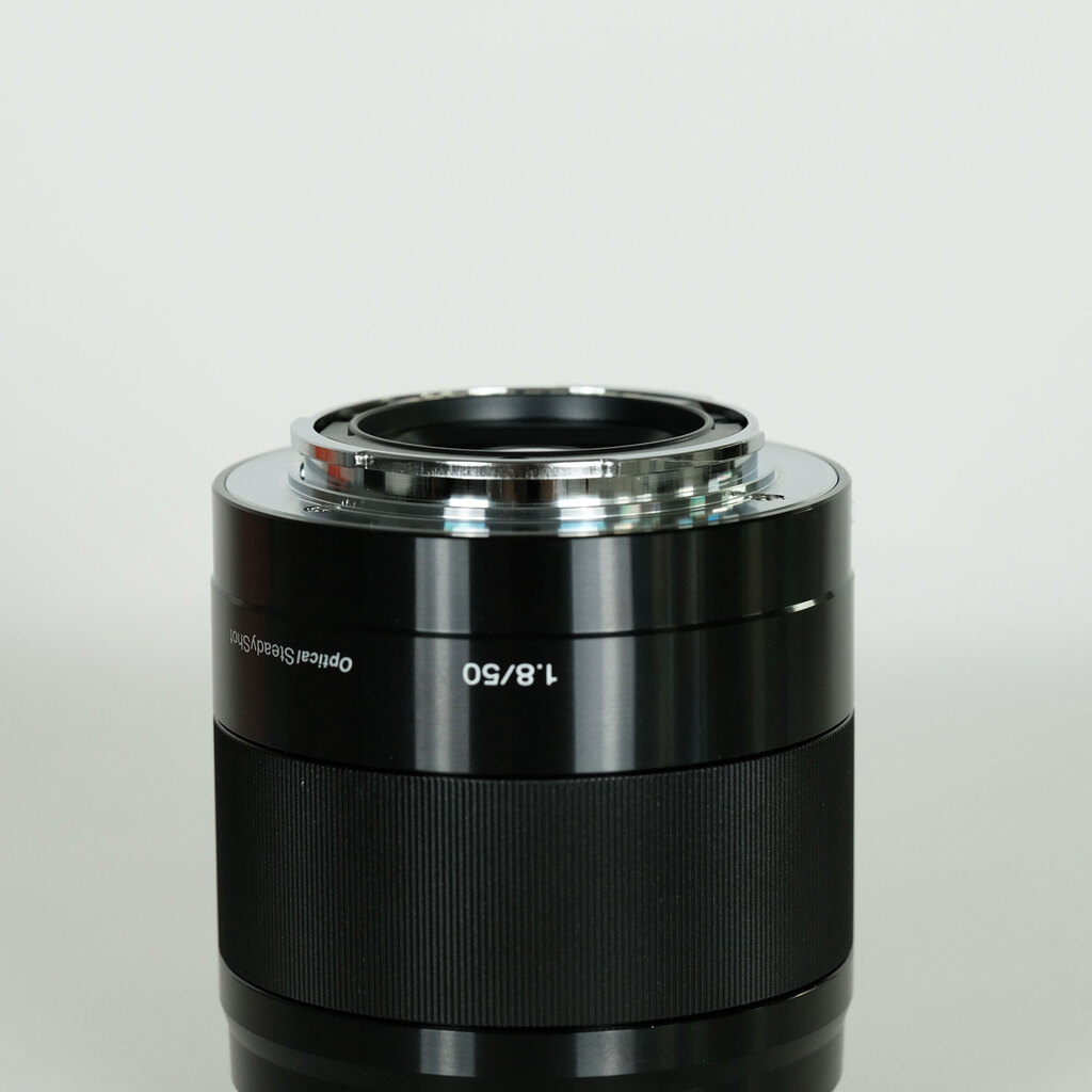 ソニーE 50mm F1.8 OSS〈SEL50F18B〉ブラック Sony - E 50mm F1.8 OSS Portrait Lens, Black| SEL50F18