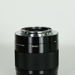 SONY E 50mm F1.8 OSS SEL50F18