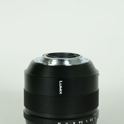 Panasonic LEICA DG NOCTICRON 42.5mm / F1.2 ASPH. / POWER O.I.S. Panasonic LEICA DG NOCTICRON 42.5mm / F1.2 ASPH. / POWER O.I.S.