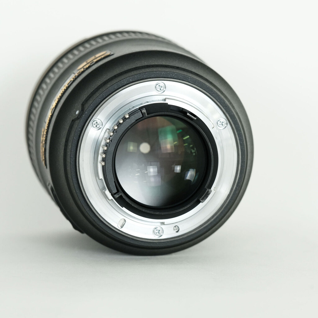 Nikon AF-S NIKKOR 24mm f/1.4G ED Nikon AF-S NIKKOR 24mm f/1.4G ED