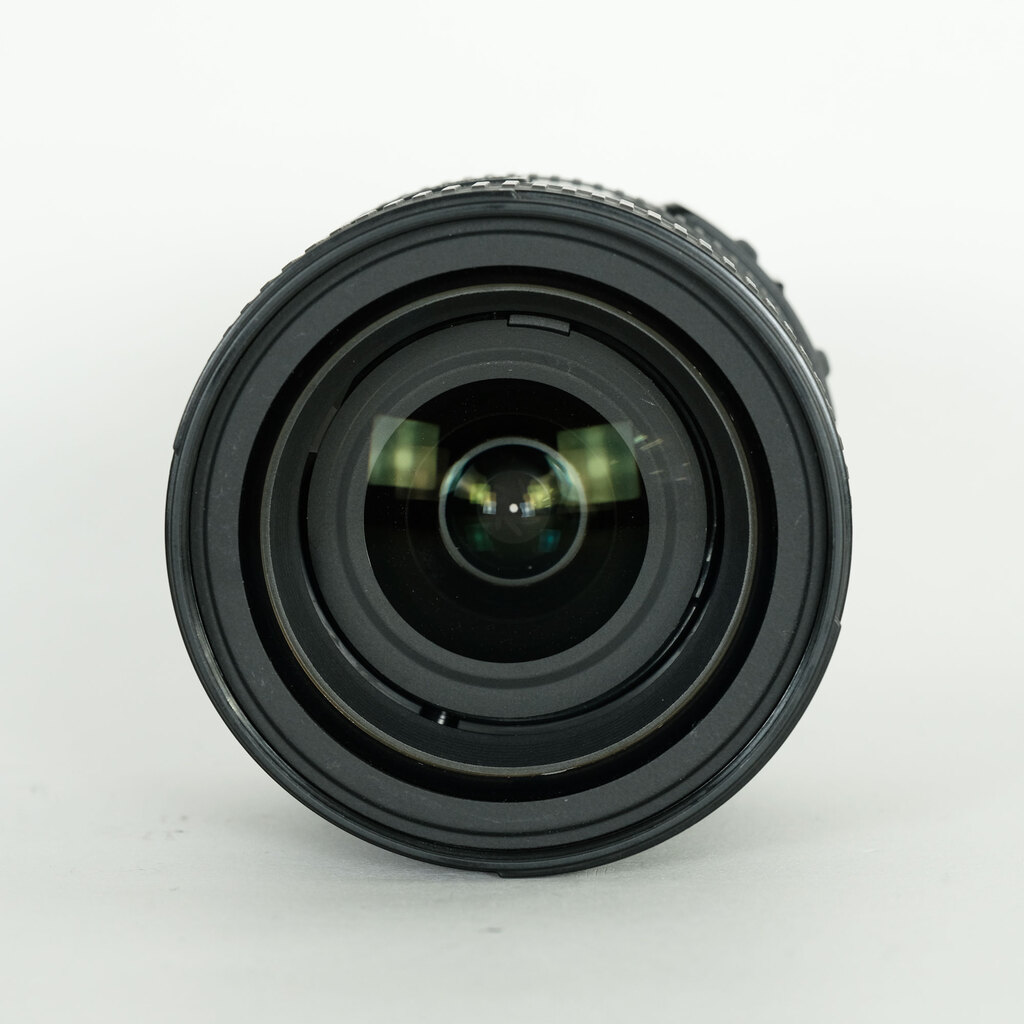 Nikon AF-S NIKKOR 24-85mm F3.5-4.5G ED VR Nikon AF-S NIKKOR 24-85mm F3.5-4.5G ED VR