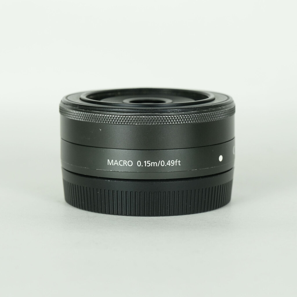 Canon EF-M22mm F2 STM