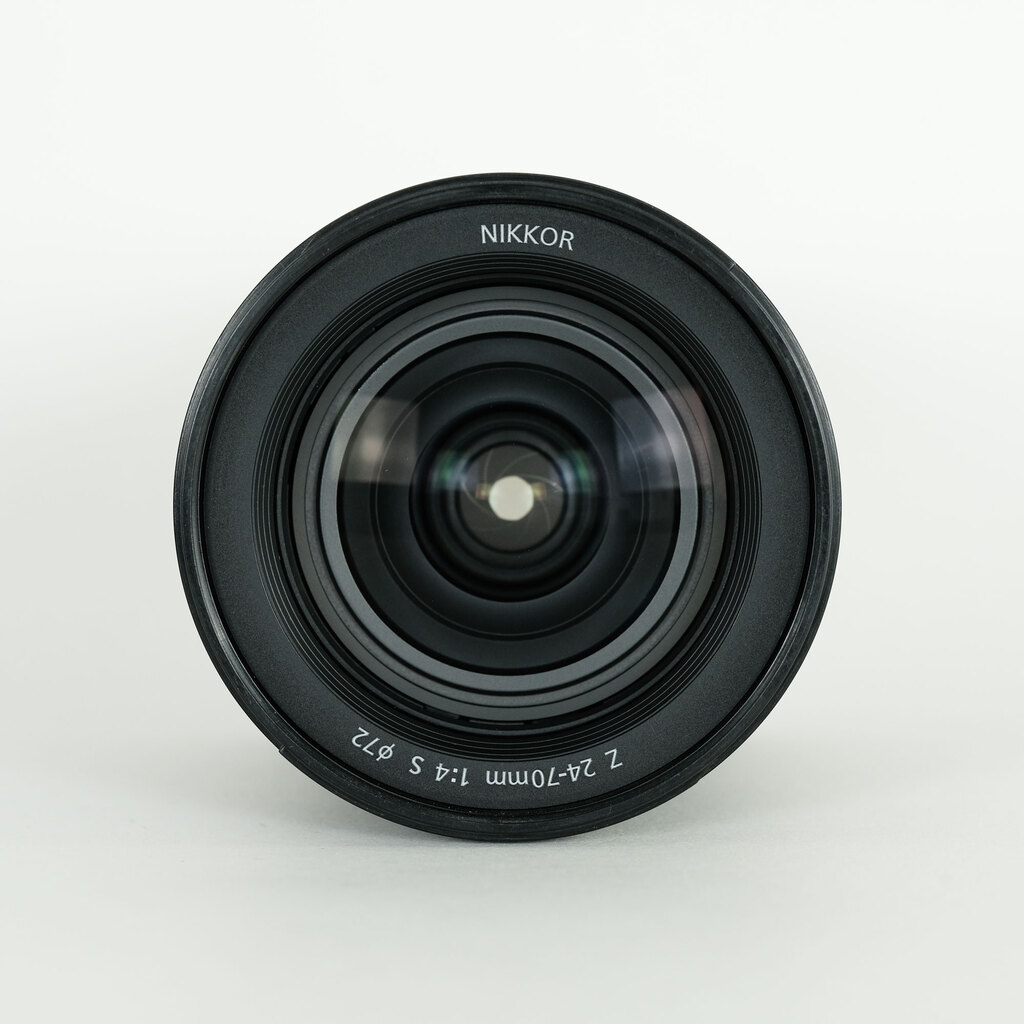 Nikon NIKKOR Z 24-70mm f/4 S Nikon NIKKOR Z 24-70mm f/4 S