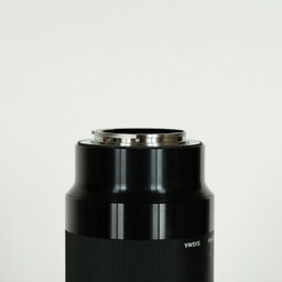 SIGMA 70mm F2.8 DG MACRO｜Art [ソニーE用]