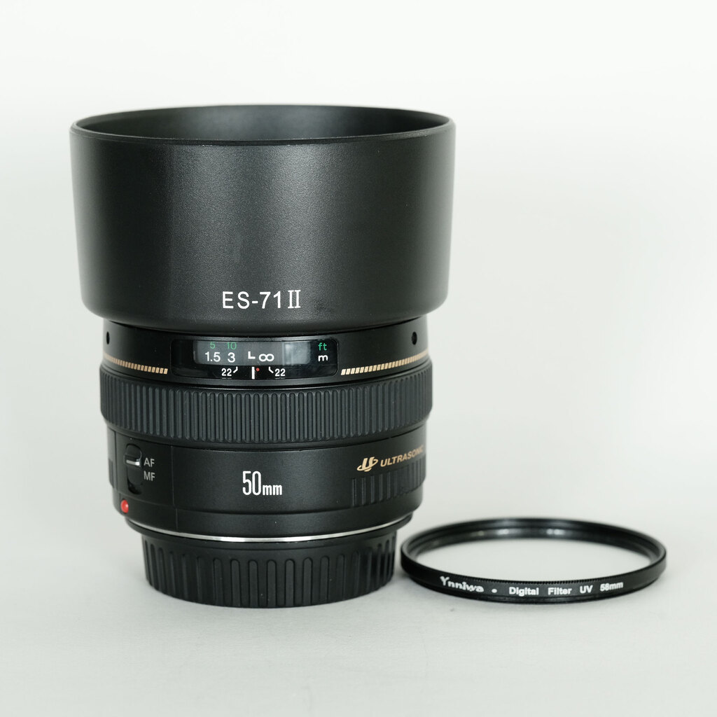 Canon EF50mm f1.4 USM 箱長最終版　ブラックミストNo1付き ガジェットレビュー】神レンズ！キヤノンEF50mm F1.4 USM