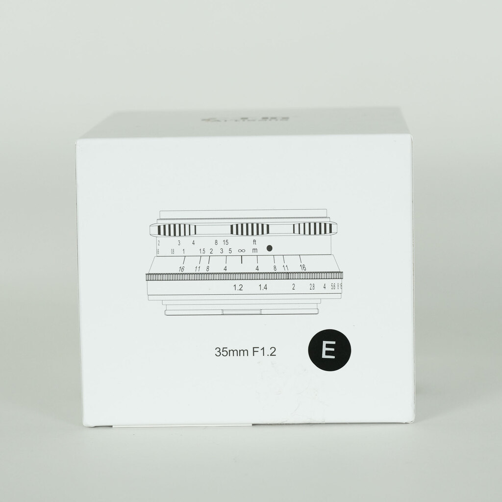 七工匠 7Artisans 35mm F1.2 (ソニーE用) ブラック