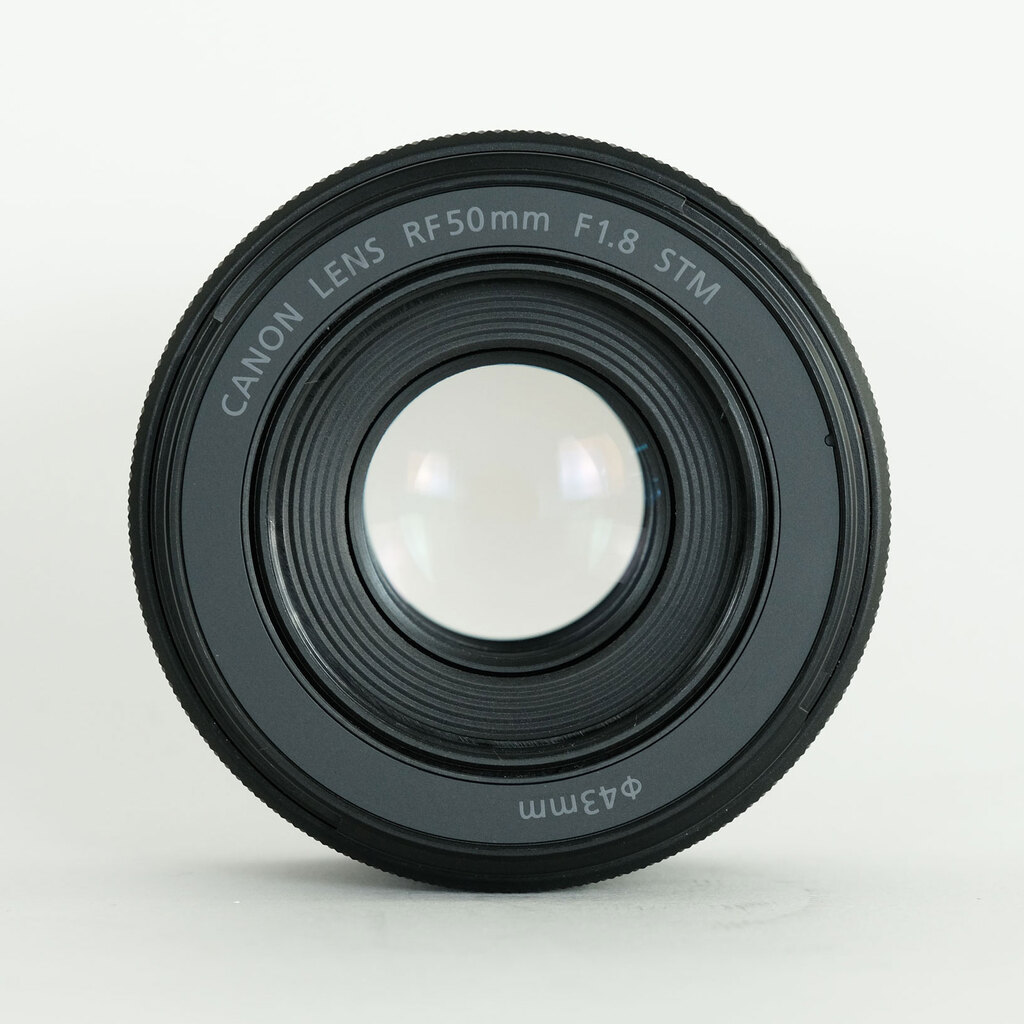 Canon RF50mm F1.8 STM Canon RF50mm F1.8 STM