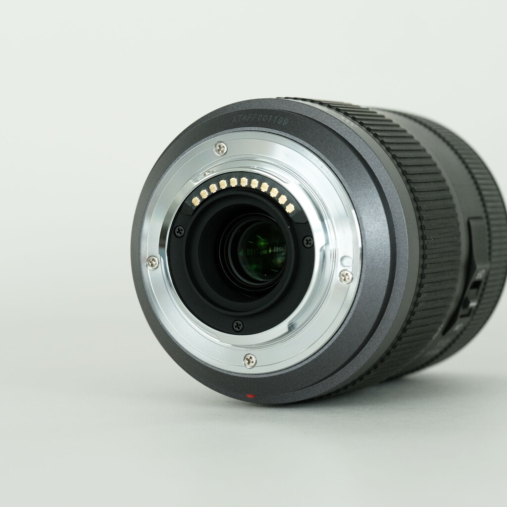 Panasonic LUMIX G VARIO 45-200mm F4.0-F5.6 MEGA O.I.S. H-FS045200 Panasonic LUMIX G VARIO 45-200mm F4.0-F5.6 MEGA O.I.S. H-FS045200