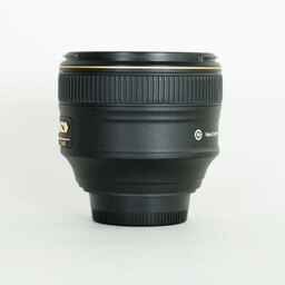 Nikon AF-S NIKKOR 58mm f/1.4G Nikon AF-S NIKKOR 58mm f/1.4G