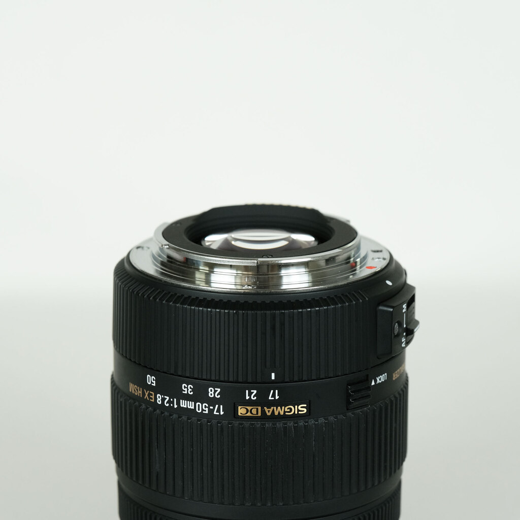SIGMA 17-50mm F2.8 EX DC OS HSM (キヤノンEF用)