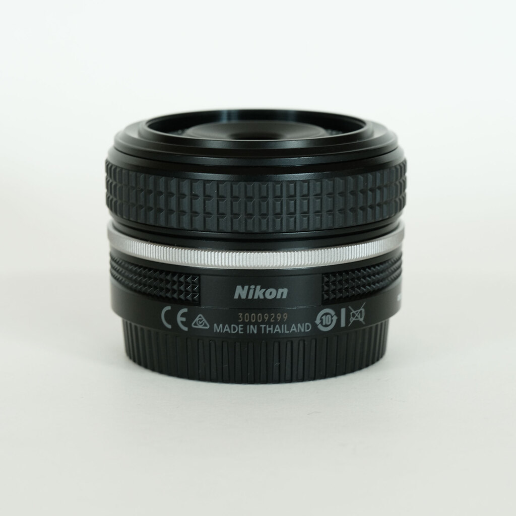 Nikon NIKKOR Z 28mm f/2.8 Nikon NIKKOR Z 28mm f/2.8